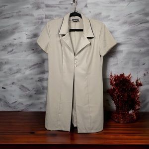 NYNY vintage 90's overcoat women's size beige go from work to play with style!